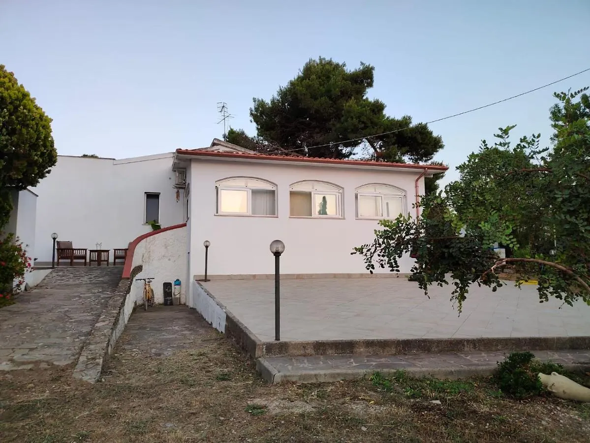Country house Filoxenia Di Umberto Guest House Sassari