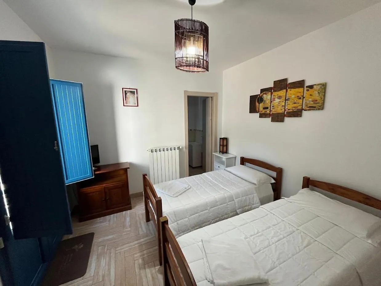 Filoxenia Di Umberto Guest House Sassari