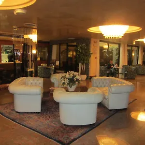 Leonardo Da Vinci Hotel